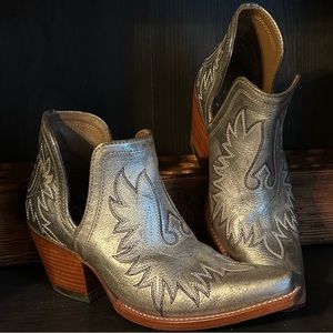Ariat Dixon ankle boots